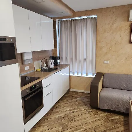 Colonel Dream Apartment *